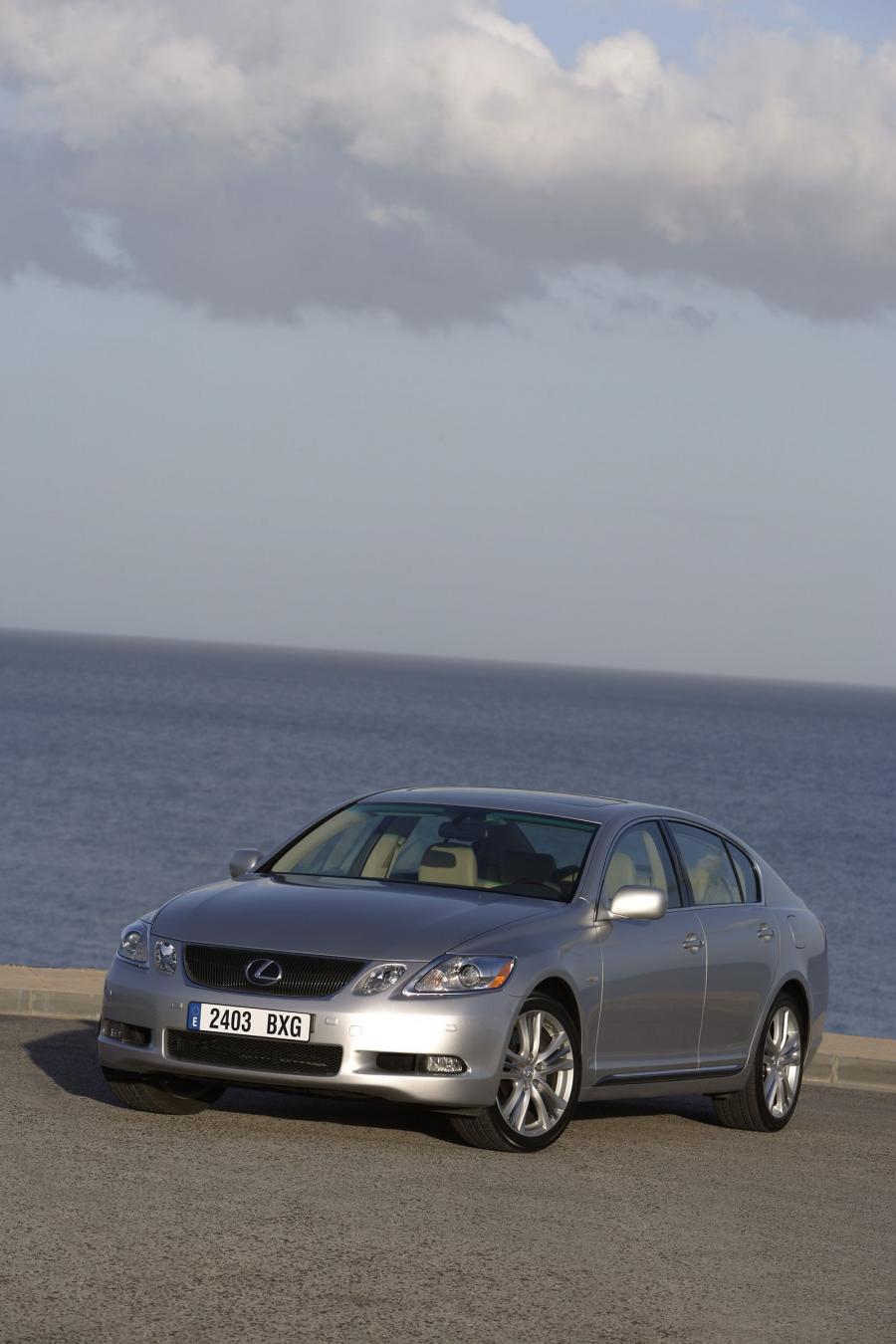  Lexus GS450h 2007 года  (фото 15 из 116)